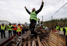 Francia: El movimiento de los «chalecos amarillos» irrumpe en la escena política