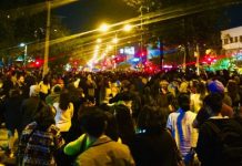 Ahora | Chile: Miles desafían el toque de queda en la calle