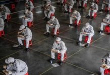 China reconoce 50% más de muertos en Wuhan