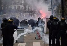Represión en Francia: 300 detenciones en las protestas por la Reforma Previsional de Macron